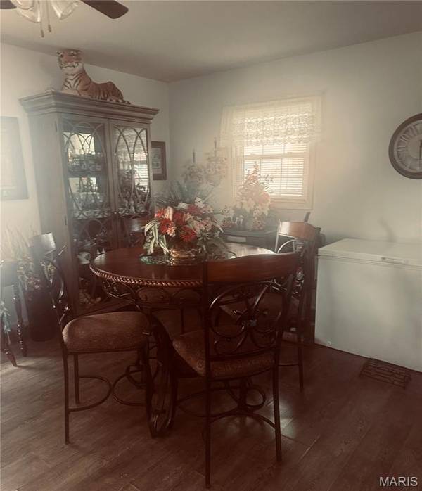 402 Damon ST, Dexter, MO 63841