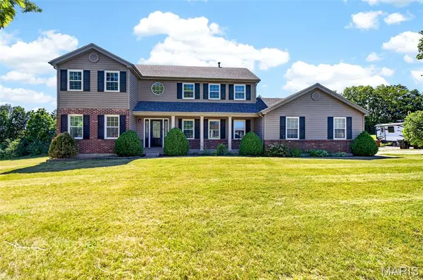 1131 Jade DR, Moscow Mills, MO 63362