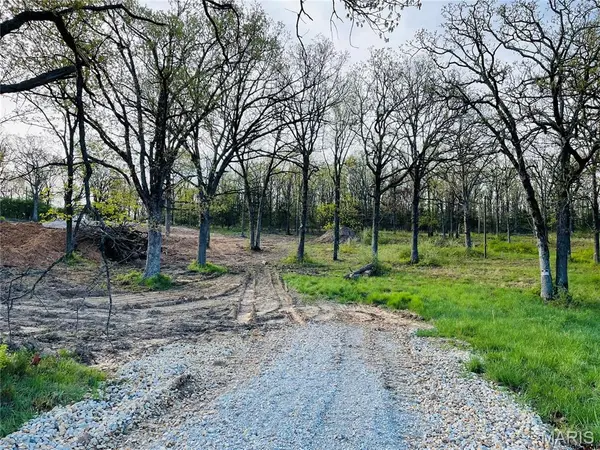 10240 County Road 3060, Rolla, MO 65401