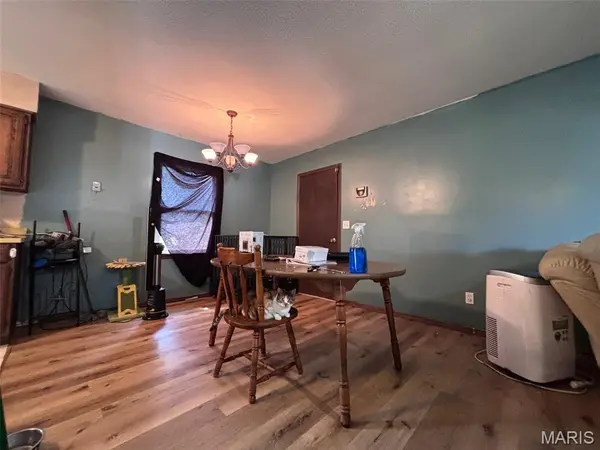 302 Mary ST, Mexico, MO 65265