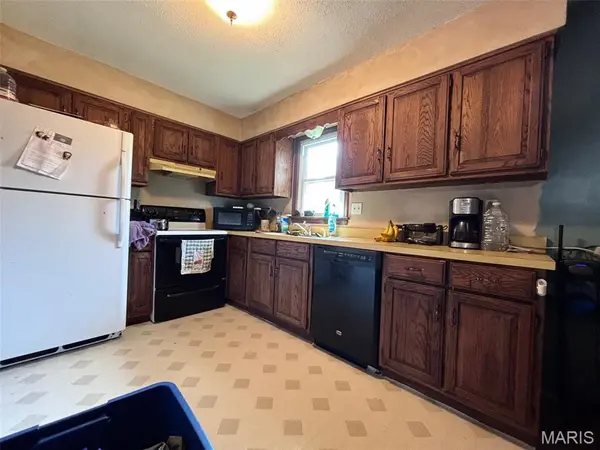 302 Mary ST, Mexico, MO 65265