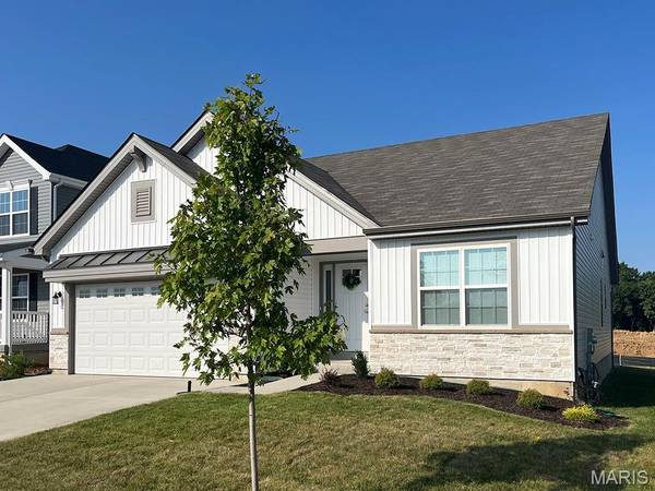383 Butterfly Garden LN, Wentzville, MO 63385