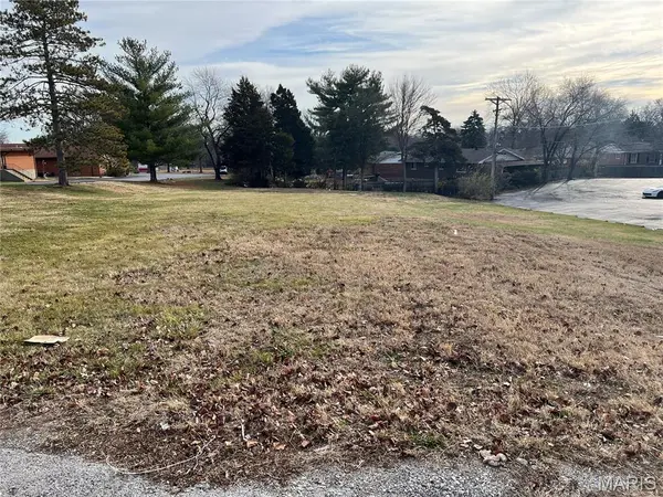 3450 Lemay Ferry RD, St Louis, MO 63125