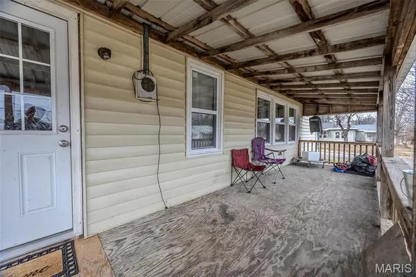 588 Locust ST, Lebanon, MO 65536
