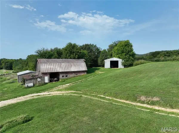 11742 Highway D, Louisiana, MO 63353