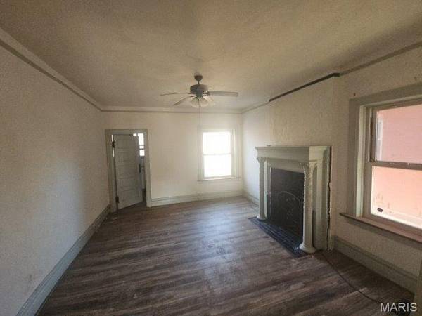 5165 Maple AVE, St Louis, MO 63113