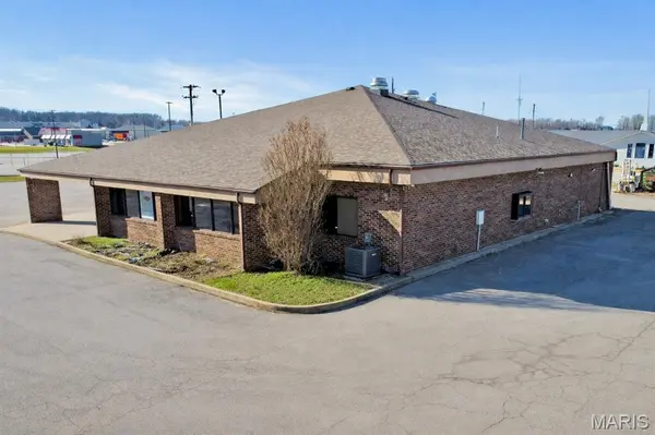 1415 Sam Houston Blvd., Houston, MO 65483