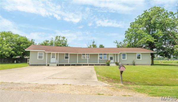 22479 S Dorothy DR, Malden, MO 63863