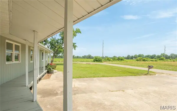 22479 S Dorothy DR, Malden, MO 63863
