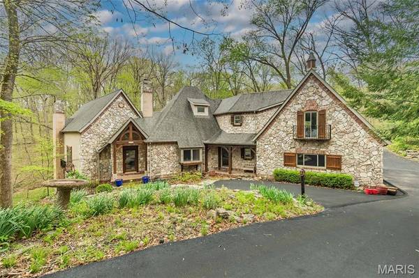 832 Stone Bridge Springs DR, Wildwood, MO 63005