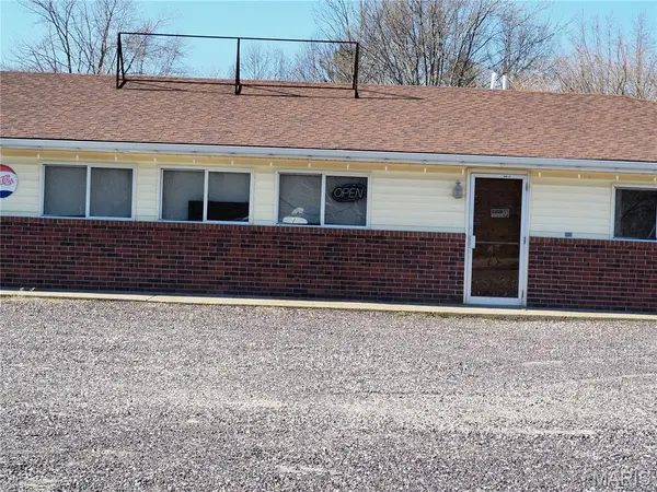 1102-1108 W Highway 28, Belle, MO 65013