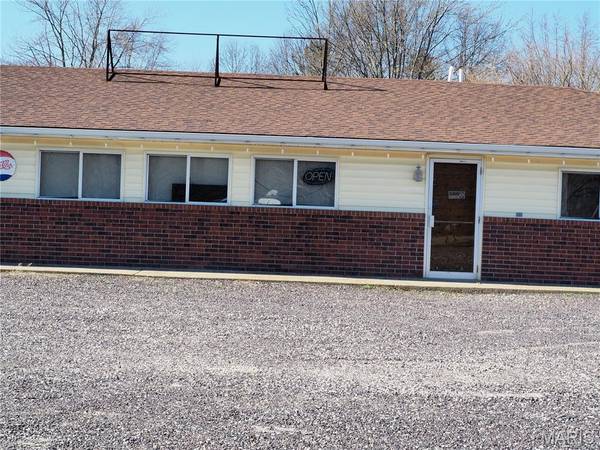 1102-1108 W Highway 28, Belle, MO 65013