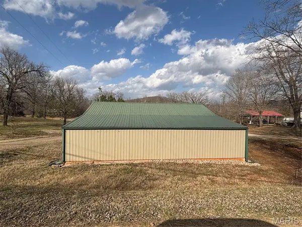 609 Wayne 312, Patterson, MO 63956