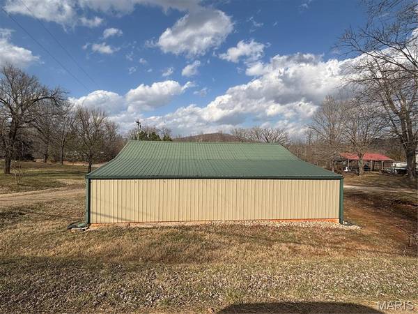 609 Wayne 312, Patterson, MO 63956