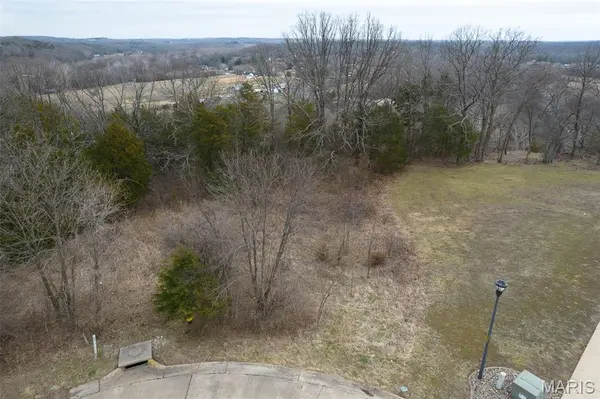 26 & 30 Ridgepoint Meadows CT, Union, MO 63084