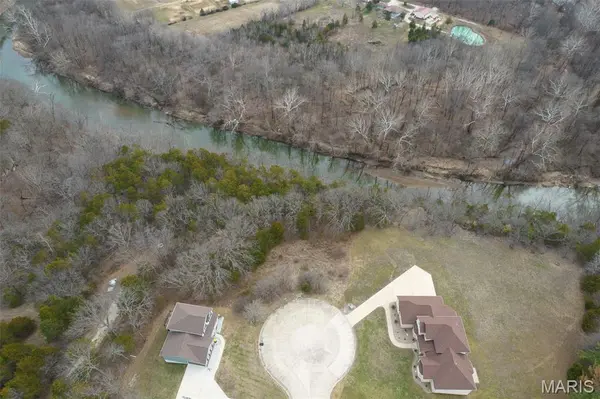 26 & 30 Ridgepoint Meadows CT, Union, MO 63084