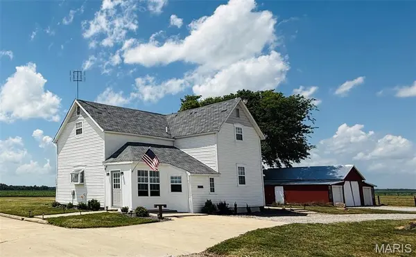 5599 County Highway 21, Nashville, IL 62263