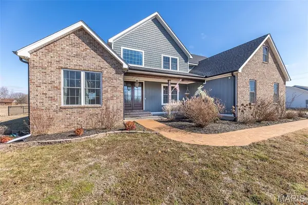106 Jennings LN, Sikeston, MO 63801