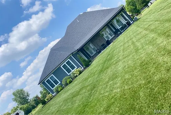 106 Jennings LN, Sikeston, MO 63801