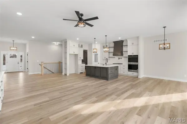 192 Timber Crest RD #192 STB, Washington, MO 63090