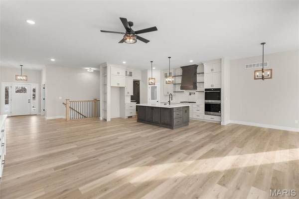 192 Timber Crest RD #192 STB, Washington, MO 63090