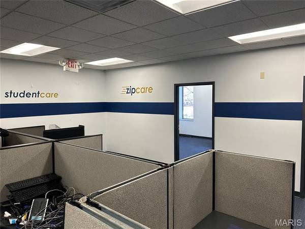 2258 Schuetz RD #201, St Louis, MO 63146