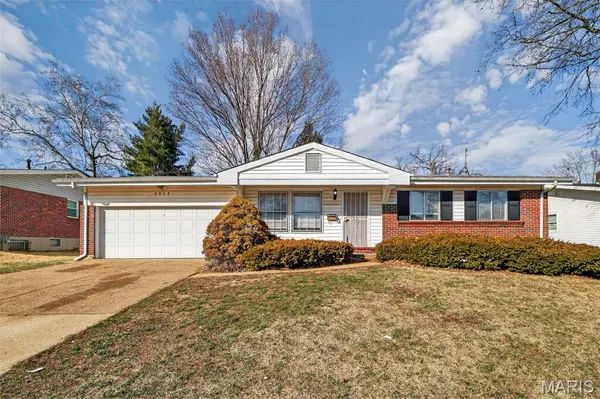 2515 Burchard DR, St Louis, MO 63136