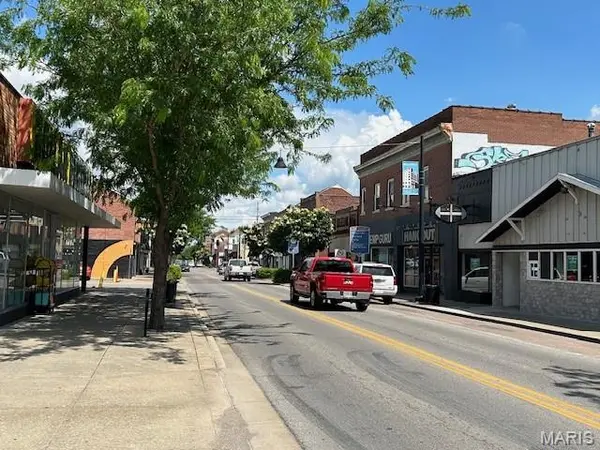 731 Broadway ST, Cape Girardeau, MO 63701