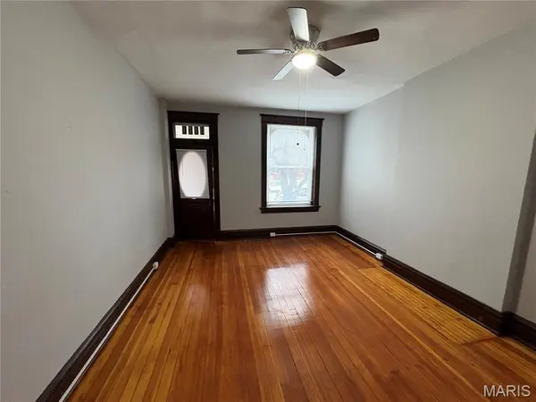 1850 Russell BLVD, St Louis, MO 63104