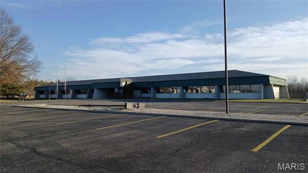 410 E 1st ST, Wright City, MO 63390