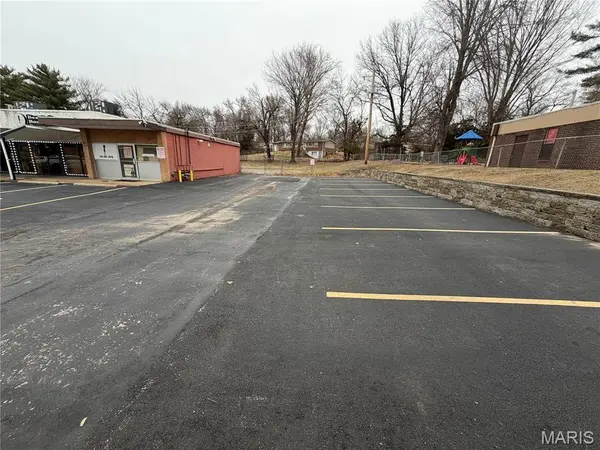 2015-2023 Redman Road, St Louis, MO 63138