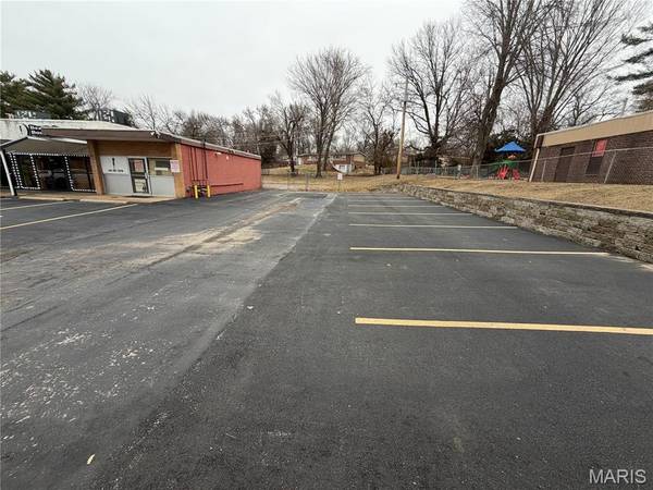 2015-2023 Redman Road, St Louis, MO 63138