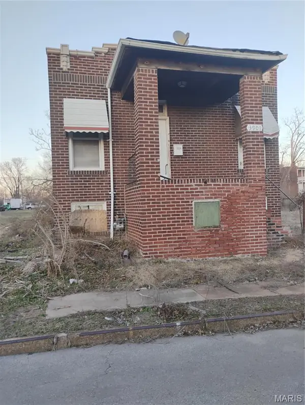 3901 Sherman PL, St Louis, MO 63107