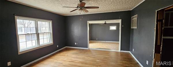 217 S Lincoln ST, East Prairie, MO 63845