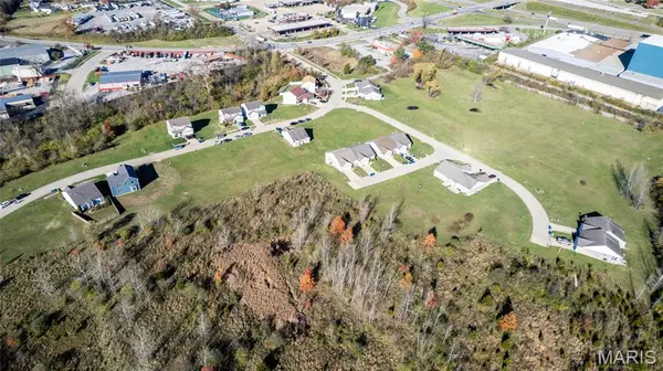 10940 John James DR, Bellefontaine Nghbrs, MO 63137