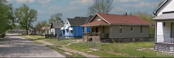 637 N 27th ST, East St Louis, IL 62205