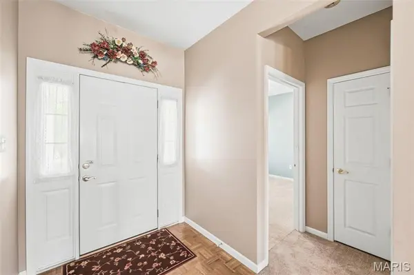 1311 Pine Bluff DR, St Charles, MO 63304