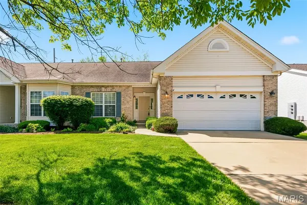 1311 Pine Bluff DR, St Charles, MO 63304