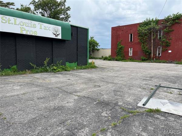 3610 Cass AVE, St Louis, MO 63113