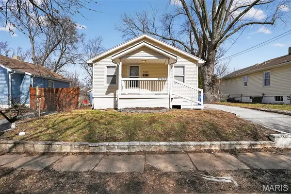 9407 Muriel AVE, St Louis, MO 63114