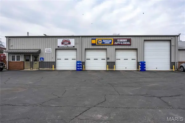 107 N Main ST, Elsberry, MO 63343