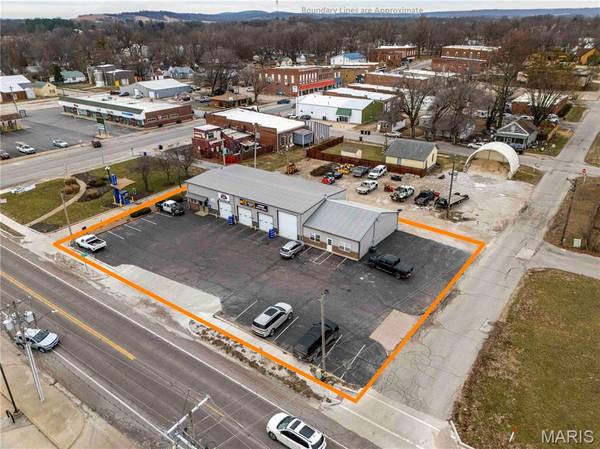 107 N Main ST, Elsberry, MO 63343