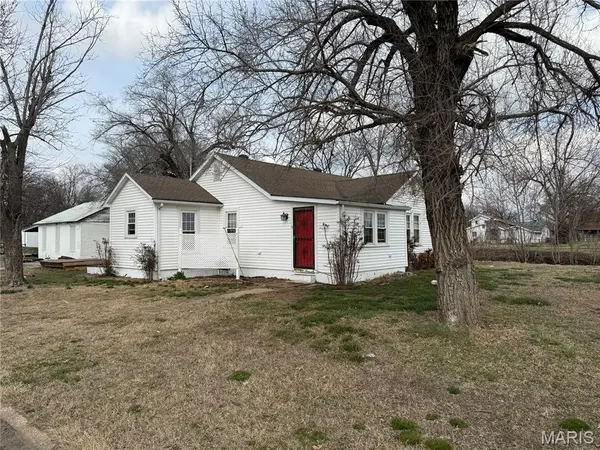 448 Crowe ST, Sikeston, MO 63801