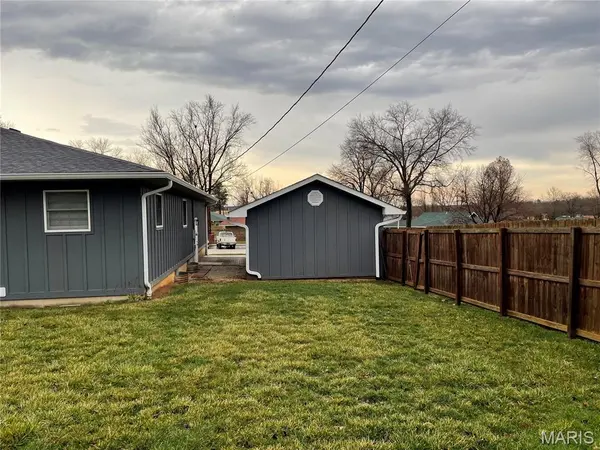 707 Thomas AVE, Salem, MO 65560