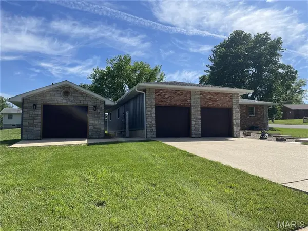 707 Thomas AVE, Salem, MO 65560