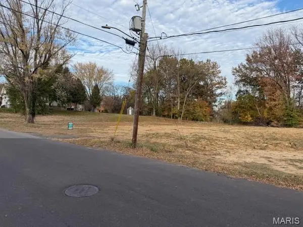 1000 N Middle ST, Cape Girardeau, MO 63701