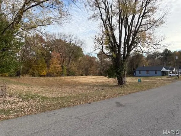 1000 N Middle ST, Cape Girardeau, MO 63701