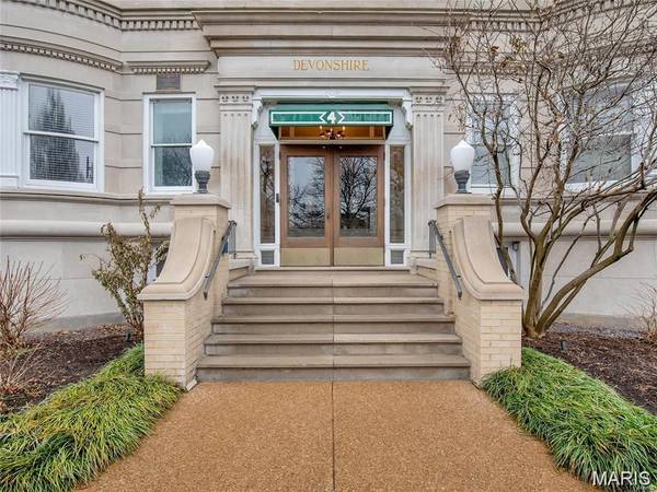 4 N Kingshighway BLVD #4D, St Louis, MO 63108
