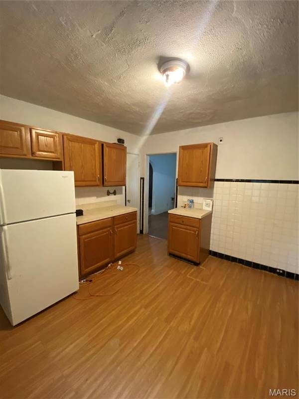 2031 Switzer AVE, St Louis, MO 63136