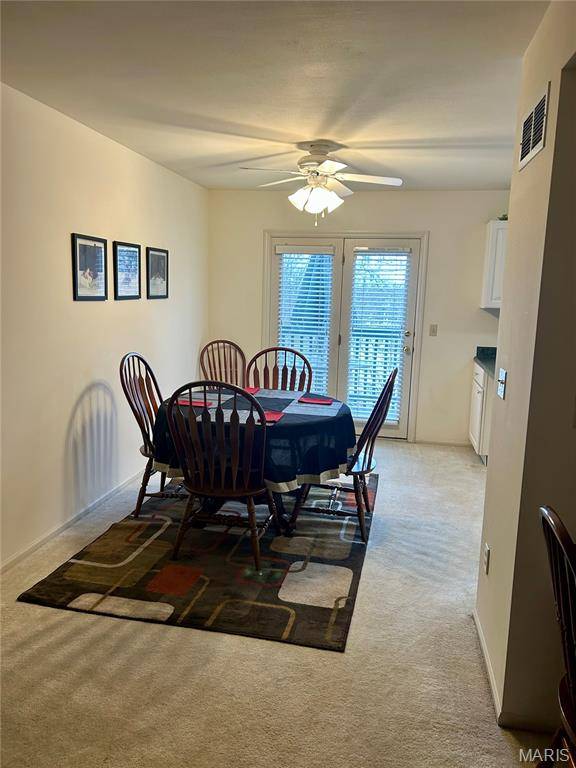 4605 Sherman Park DR #13E, St Charles, MO 63303